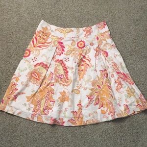 Slightly worn George by Mark Eisen skirt.